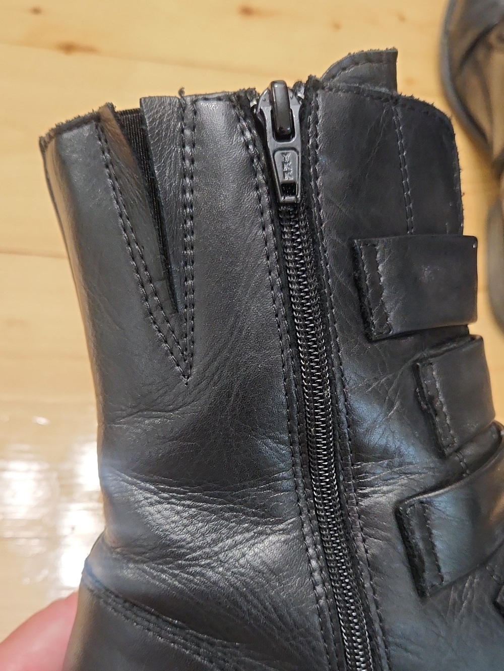 Miz Mooz Leighton Black Leather Strap Moto Ankle Bootie Size 9 - Picture 11 of 16